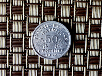 1942-ETAT FRANCAIS TRAVAIL FAMILLE PATRIE  50 CENTIMES  COIN WWII ERA
