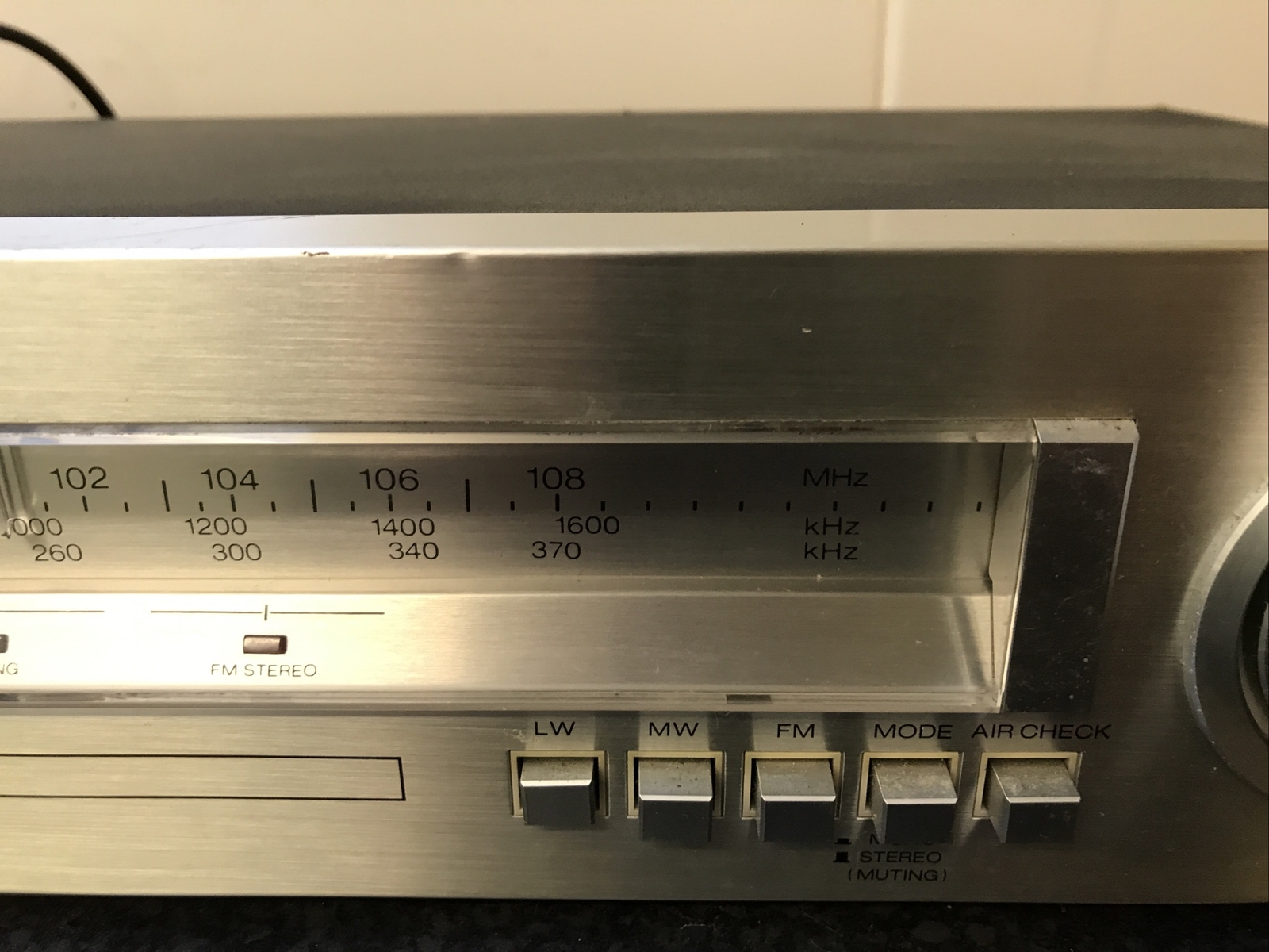 SHARP FM/LW/MW Stereo hifi Tuner Vintage Silver / Grey ST-30H Made ...