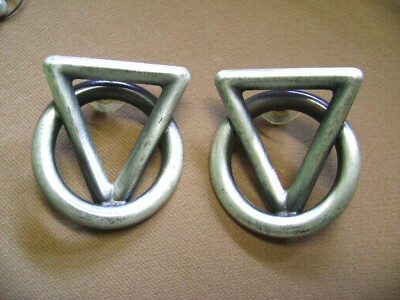 NWOT-  LARGE STATEMENT GEOMETRIC SILVER TONE PIERCED EARRINGS