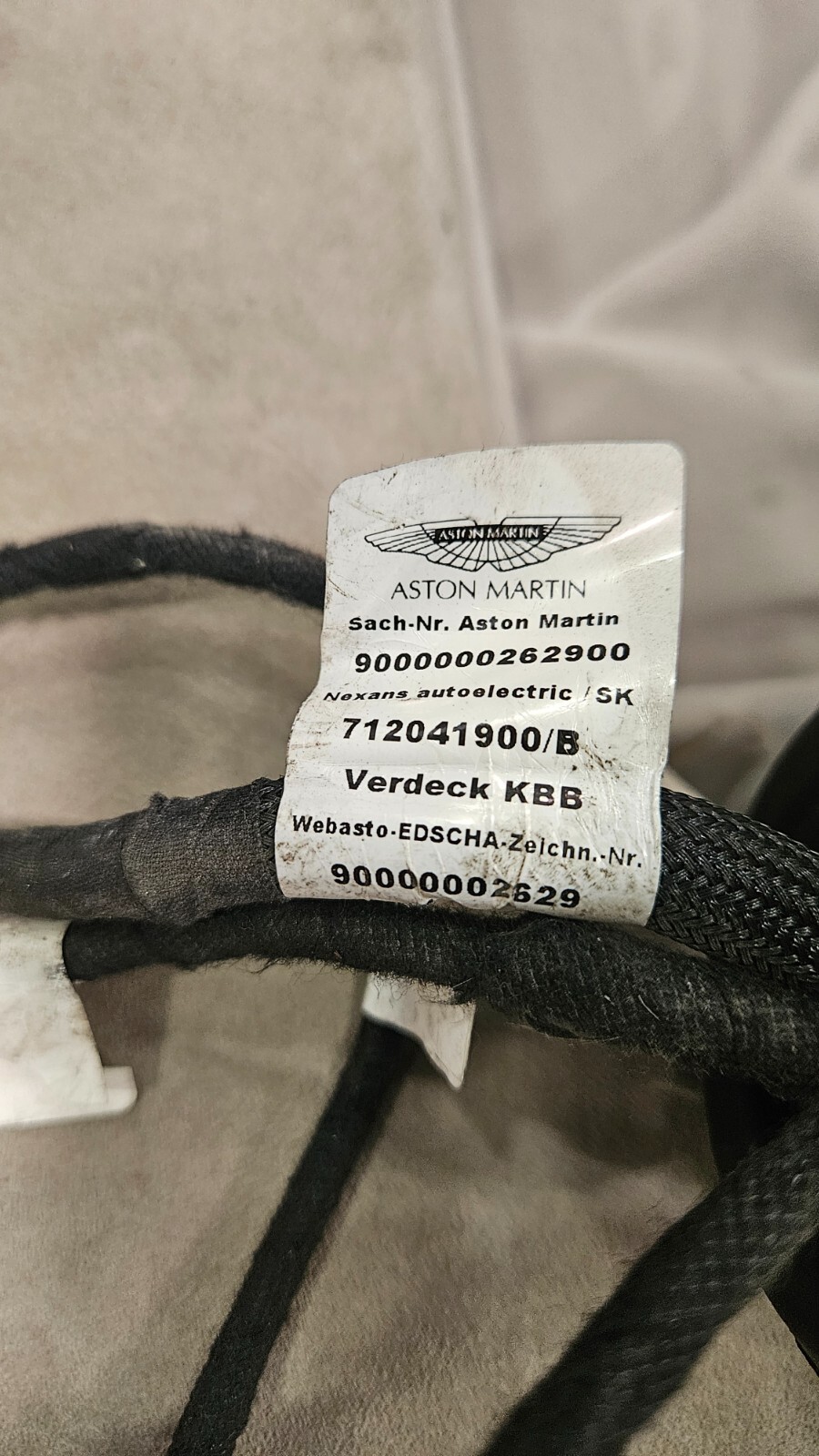 2014 12 - 18 Aston Martin V12 Vanquish Convertible Top Assembly #1697 B-2
