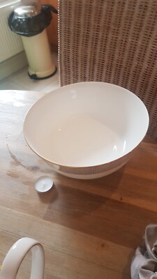 Wedgwood Vera Wang Gilded Weave Gold Große Salatschüssel Neu Selten 2 Verfügbar 