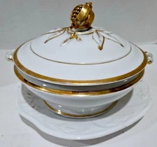 Old Paris Porcelain Covered Vegetable Bowl &Underplate~White & Gold~Fruit Finial
