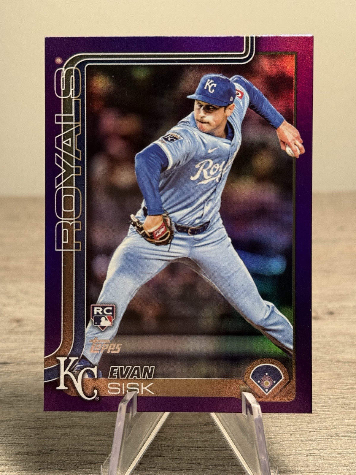 2025 Topps Update Series - Evan Sisk #US176 Purple Rainbow Foil /250 (RC)