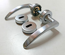 MANIGLIA COPPIA DI MANIGLIE GHIDINI OTTONE CROMO SAT. ROSETTA BOCCHETTA Ø MM. 45