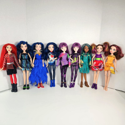 9 Disney Descendants Doll Lot Mal Evie Uma Dizzy Jane Red With Clothes & Shoes