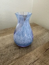 Vintage Caithness Glass Bud Vase Blue Swirl Crystal  4.5”