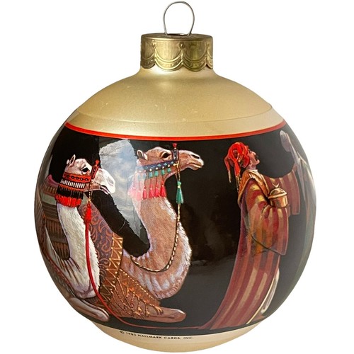 Vintage Christmas Ornament Glass Ball Gold Wise Men Birth of Christ 1983 - Picture 6 of 10