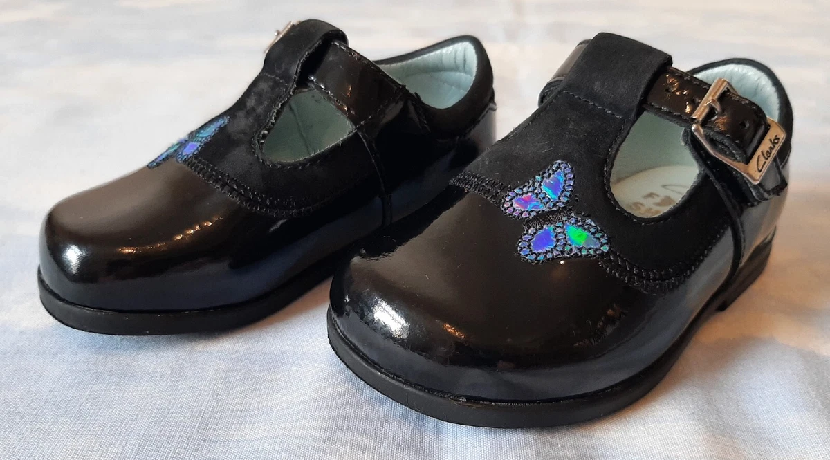 Clarks 2024 butterfly shoes