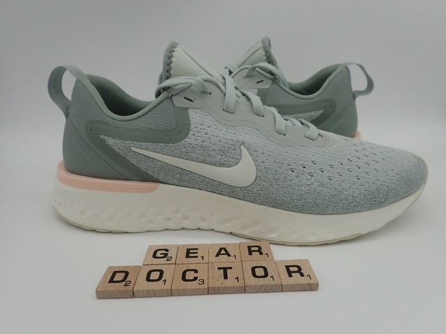 nike odyssey react light silver