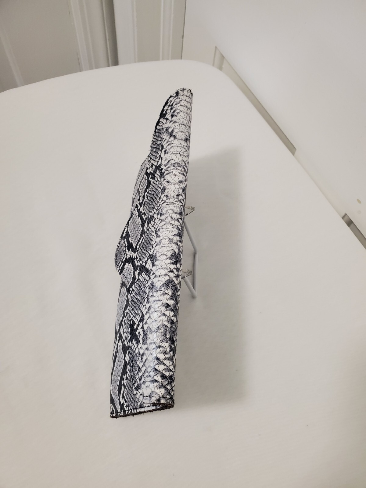 Picture 2 of 10