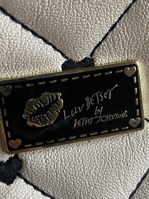 Luv Betsey By Betsey Johnson 12” Quilted Cream/ Black 