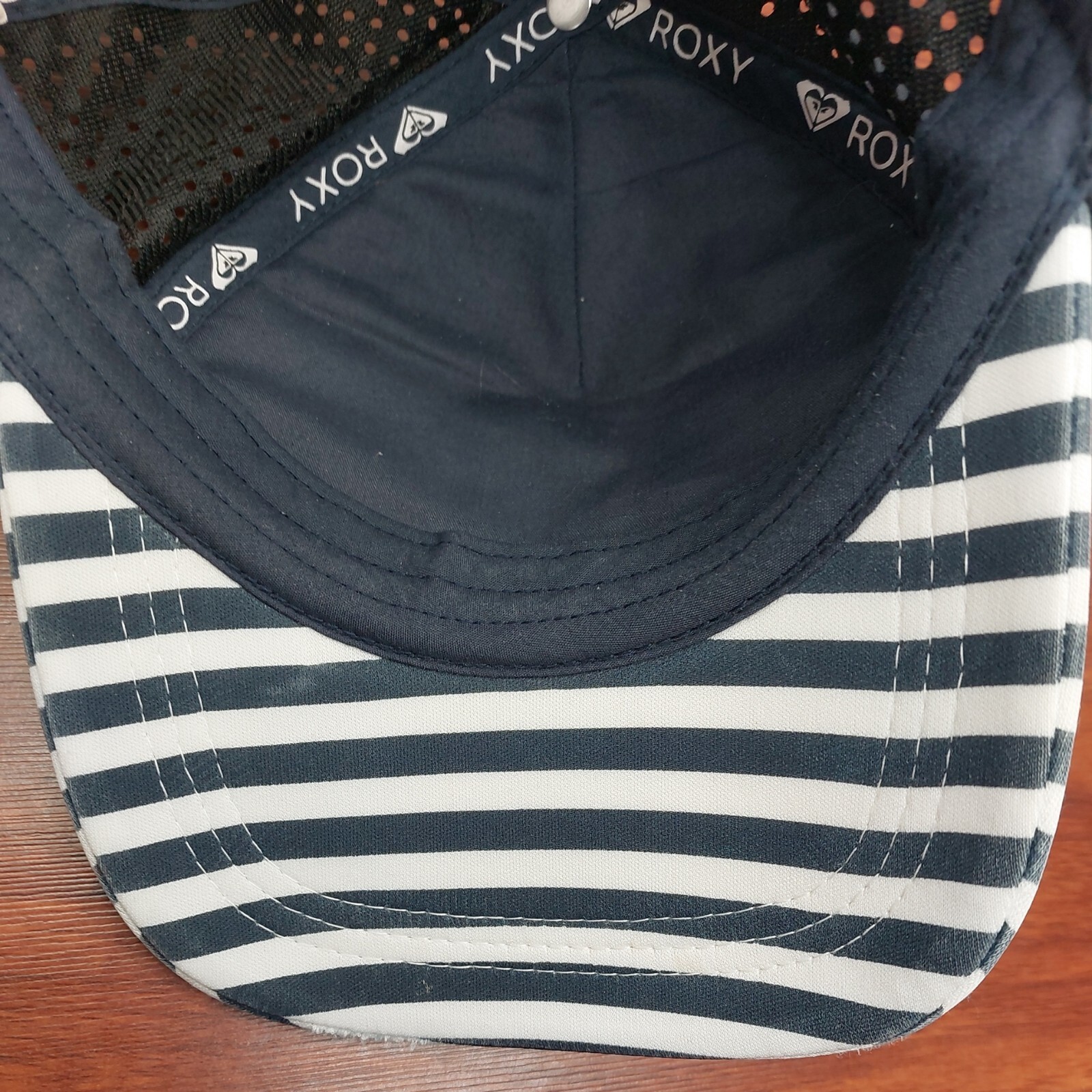 ROXY Floral Snapback Hat Cap - image 9