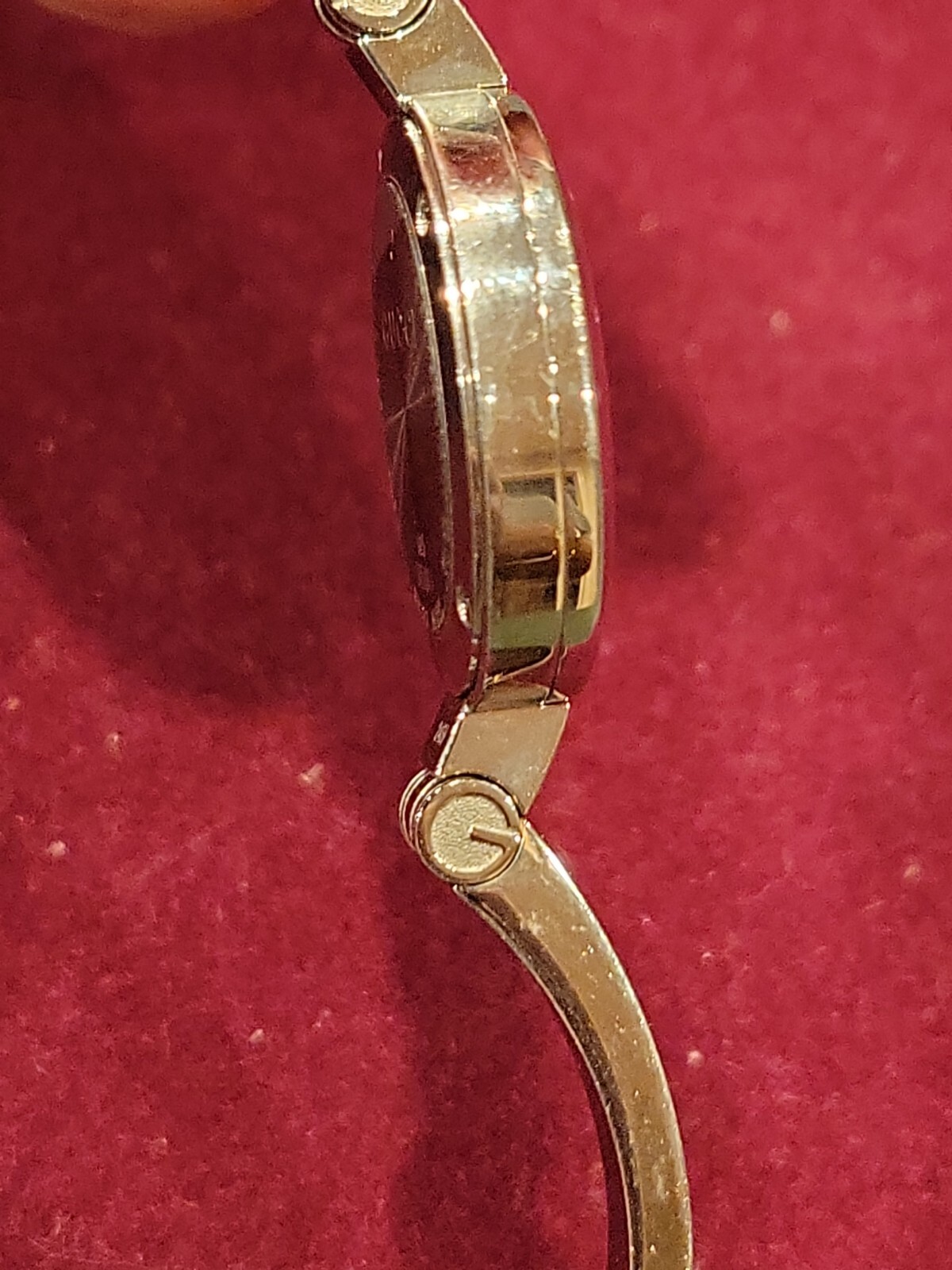 Gucci Silver 105 Monogram Pattern White Dial Quar… - image 10