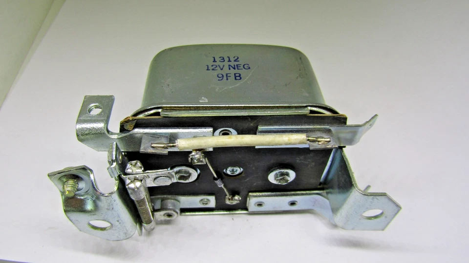 REGULADOR DE VOLTAJE VR-39 NUEVO VINTAGE HECHO EN EE. UU. Foto 2 de 4