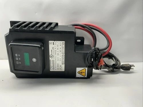24V 20 Amp 230VAC Onboard Battery Charger  AGM Tennant Nobles ⭐️FOR PARTS⭐️
