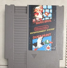 Nintendo NES-001 Console Bundle 2 Controllers AC Adapter Mario/Duck Hunt TMNT