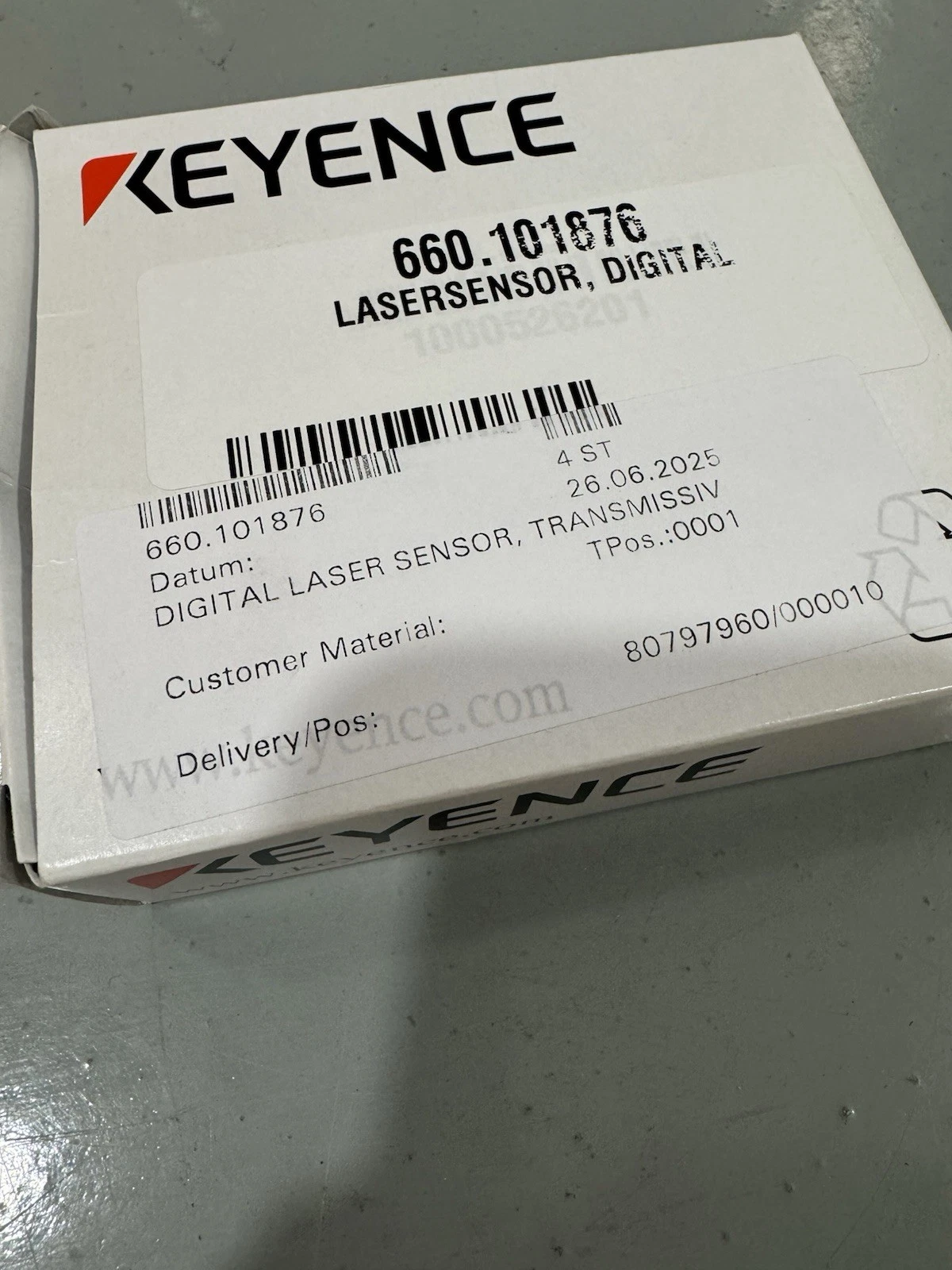 Keyence LV-NH300 Digital Laser Sensor Brand New In Box 4