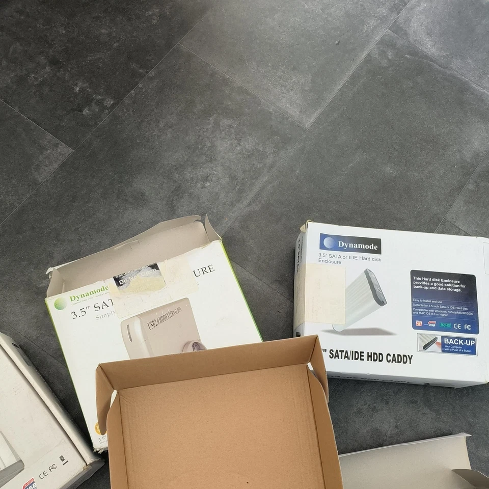 3.5 Inch SATA IDE HDD Storage Case UK JOB LOT - Image 3 of 4