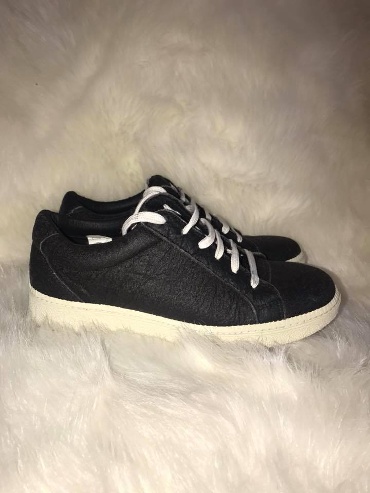 BASIC VEGAN SNEAKERS BY NAE SIZE 37 BASIC VEGAN SNEAKERS BY NAE SIZE 37