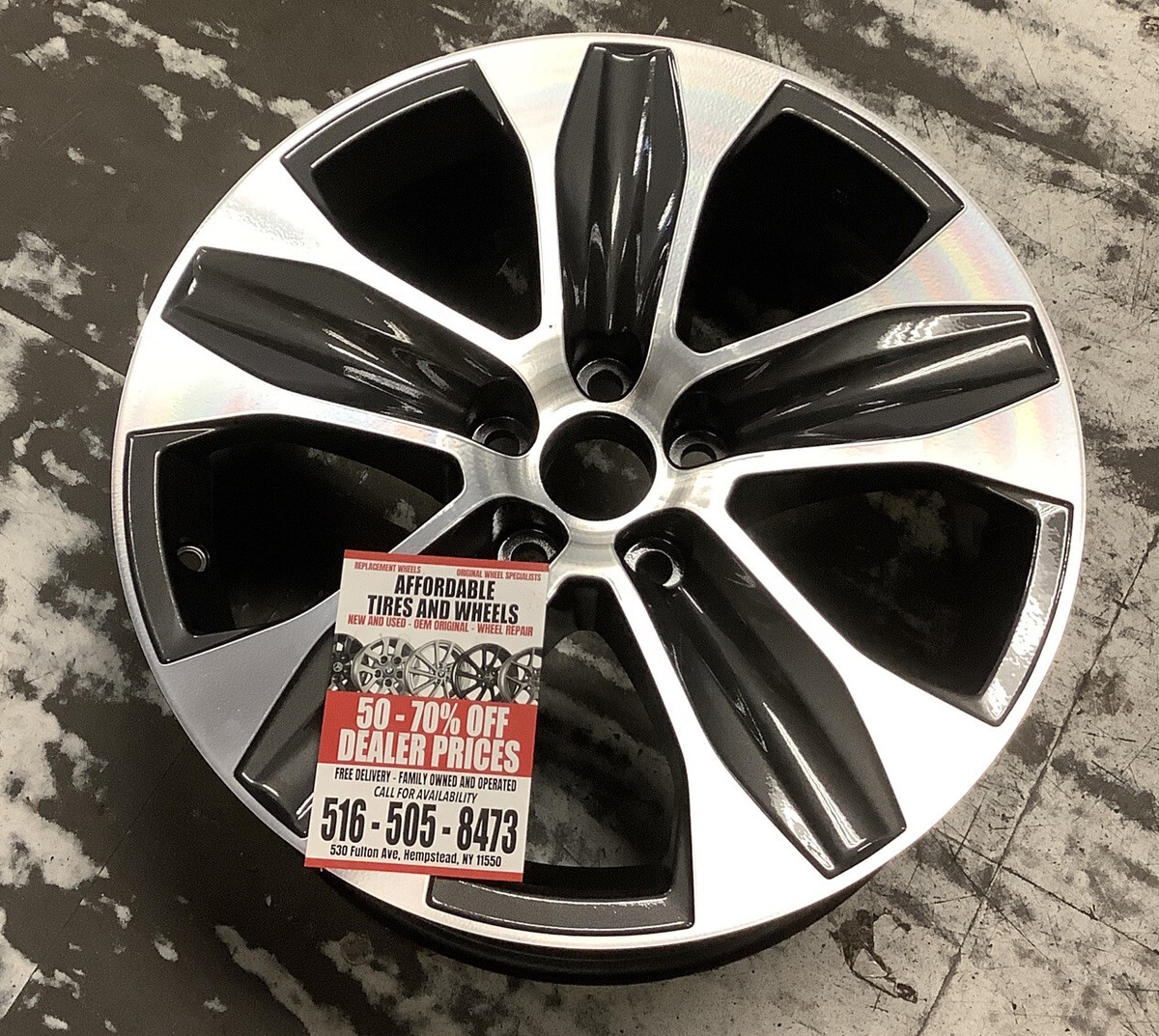 Toyota Highlander 2020 - 2023 75264 aluminum OEM wheel rim 18 x 8