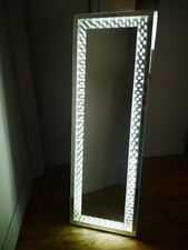 Iconic Home Glitzy Contemporary Classic Silver Crystal Border