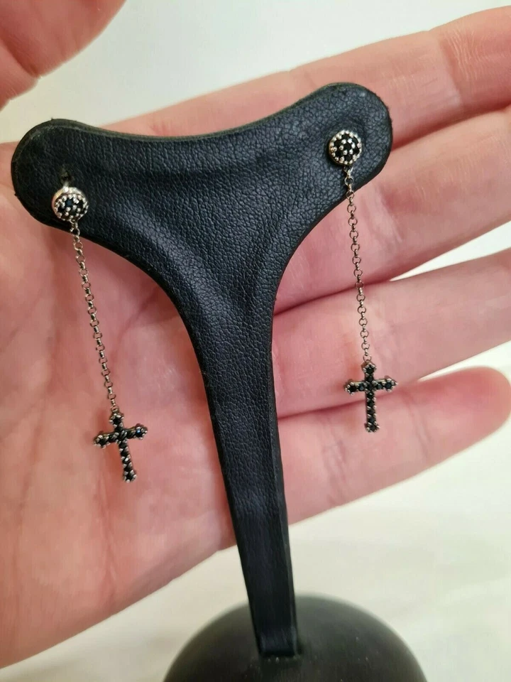 Orecchini Marcello Pane pendenti con croce zirconata nera e bianca Argento925 - Immagine 2 di 4