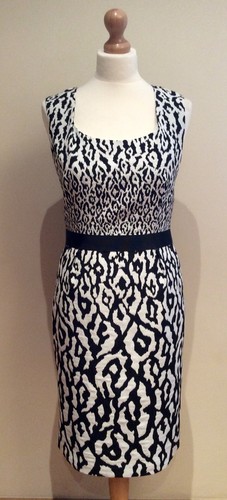 HOBBS INVITATION SHIFT DRESS SIZE 12 BLACK WHITE BELT WEDDING
