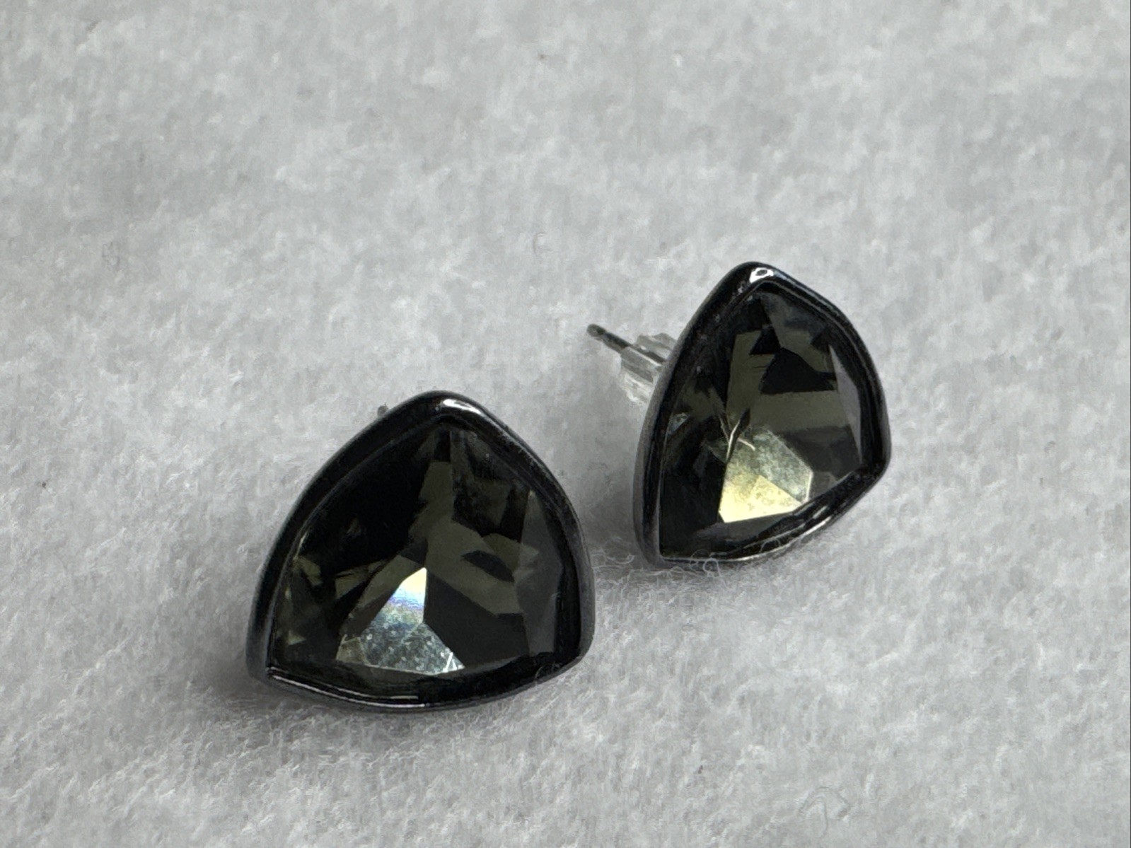 Givenchy Vintage  Crystal Stud Earrings Smoke (green)  Glass Rhinestones thumbnail 8