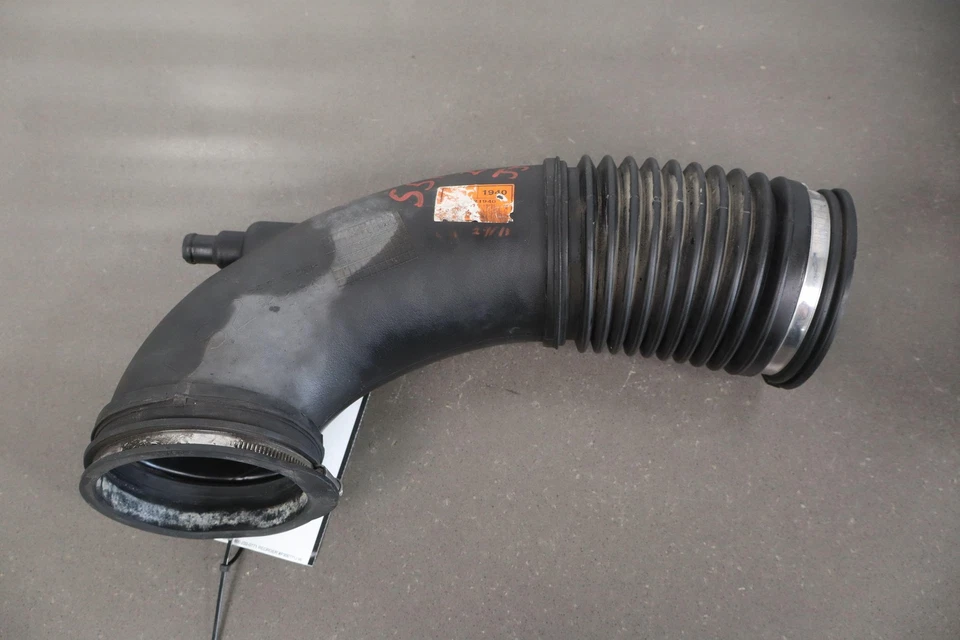 2005-2006 Pontiac GTO Air Intake Filter Housing Tube Base & Lid *No MAF* - Image 4 of 4