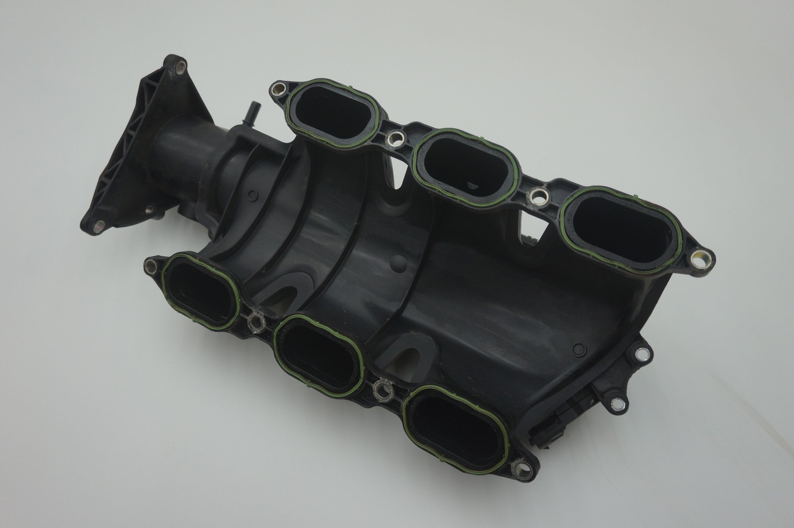 Engine Air Intake Manifold 286862 OEM Maserati Quattroporte M156 2014-17+ Ghibli