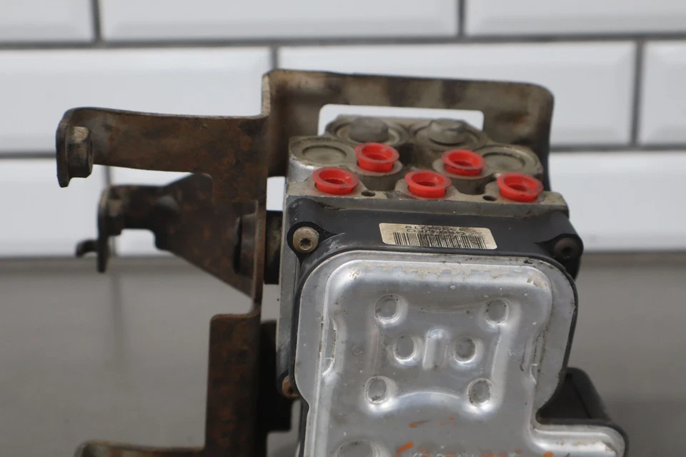 2002 GMC Sierra Quadrasteer ABS 泵/模块组件 原始设备制造商 — 第 2/4 张图片