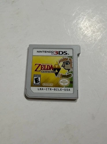 The Legend of Zelda: A Link Between Worlds (Nintendo 3DS, 2013) Cart Only