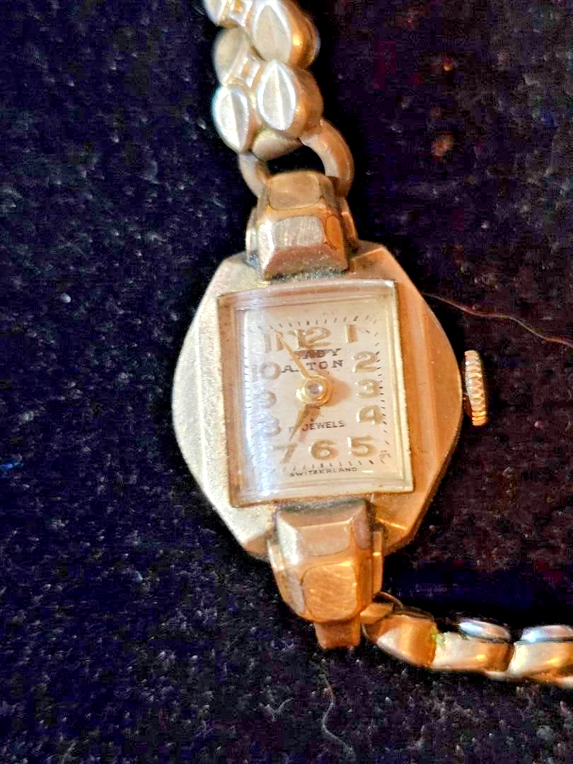 Vintage Lady Alton 10K GF watch, Spiedel band, Avalon EON  display picture 3