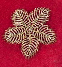 Vintage LISNER  Flower Brooch Mid-Century Signed Pin open filigree gold tone