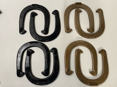 Vtg Set Royal Pitching Horseshoe Forged Steel St Pierre Worcester MA Black& gold