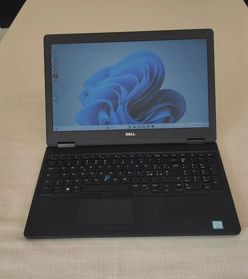 DELL LATITUDE 5580  i5 7 Gen - 8 GB DDR4 15.6  256 GB SSD M.2 - WINDOWS 11 PRO! - Immagine 3 di 4