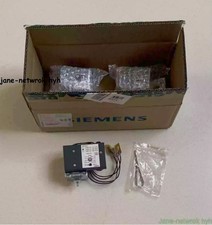 Undervoltage trigger NEW 3WX3654-1JK00 AC220-240V 0.2-3.2s by Fedex/DHL #ju