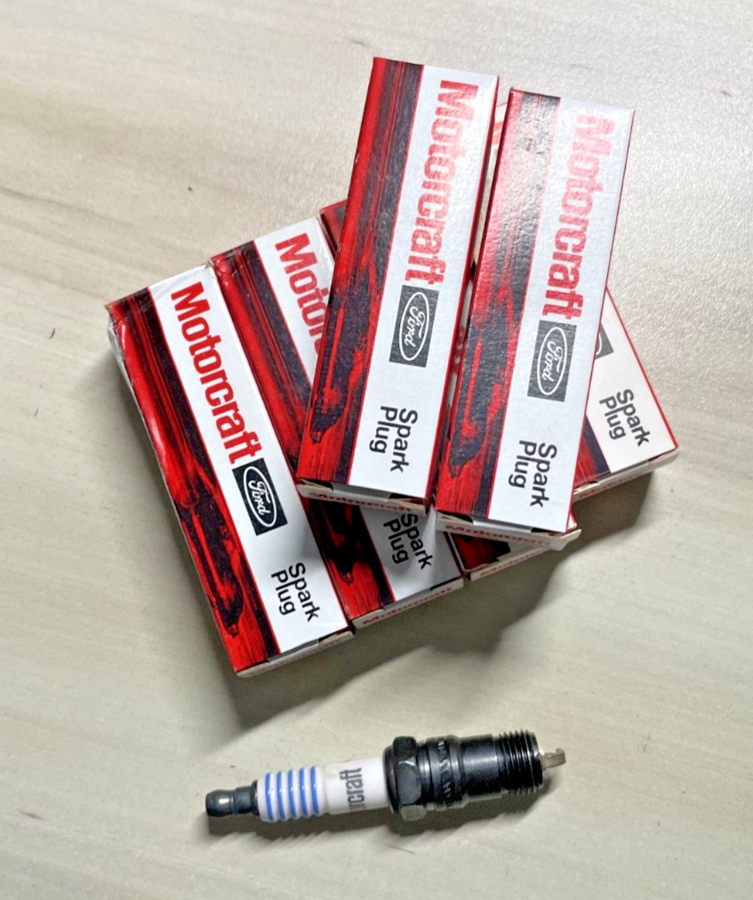 Motorcraft Ford Spark Plugs AWSF52C , LOT OF 6