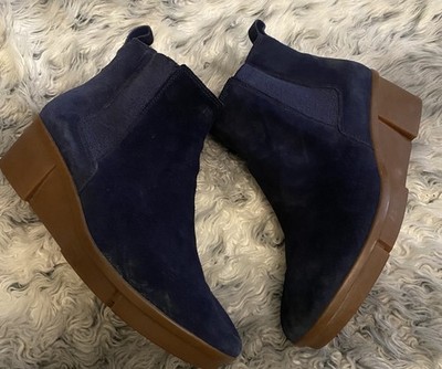 Clarks marineblaue Stiefeletten mit Keilabsatz zum Überziehen Größe 7D UK