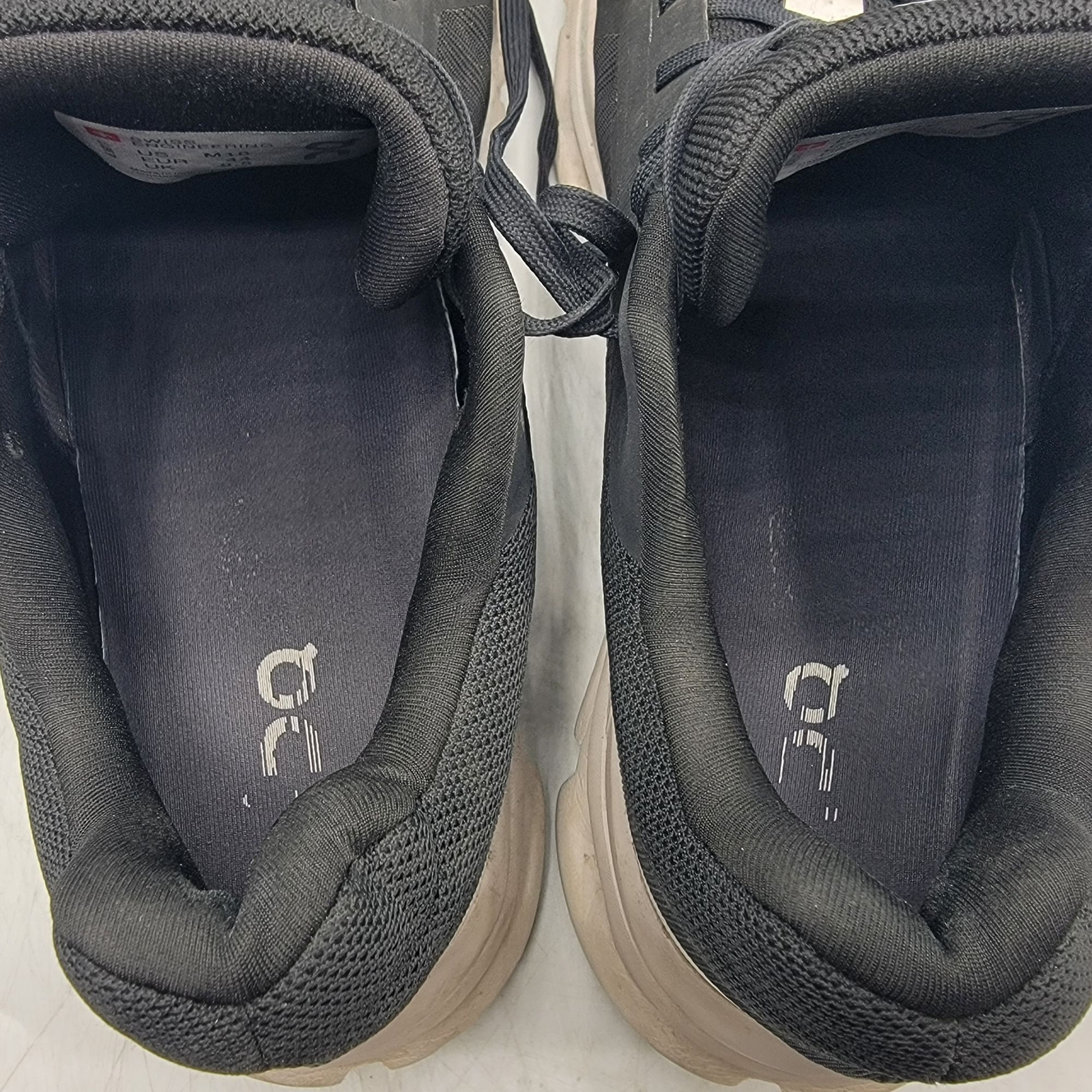 On Cloud Cloudrunner Mens 10 Black Eclipse Frost … - image 7