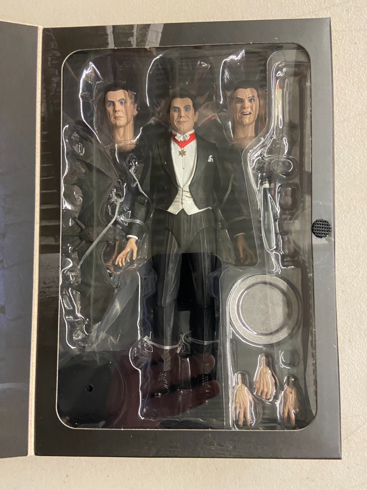 NECA Universal Monsters Ultimate Count Dracula 7" Action Figure Color ...