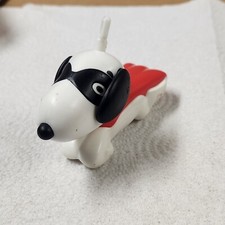 McDonald  s Happy Meal Toys Peanuts 2018 SNOOPY 6 Masked Marvel Super Hero Cape