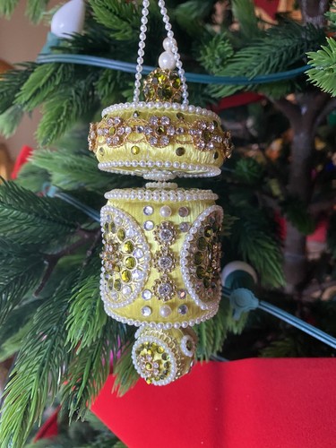 June Zimonick Light Green Brilliant 3 Tier Ornament Crystals Metal Accent - Picture 3 of 12
