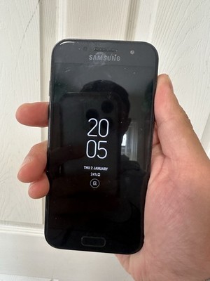 Samsung Galaxy A3 2017 SM-A320FL - 16GB *Hat Pin wie gesehen*