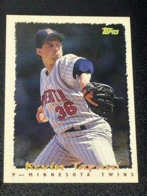 1995 Topps #029 Kevin Tapani CyberStats (Spectralight)
