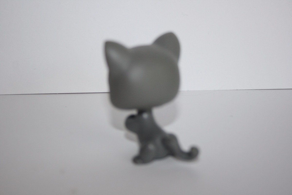 LITTLEST PET SHOP GREY CAT #74 BLUE EYES PAW UP KITTY LPS | eBay