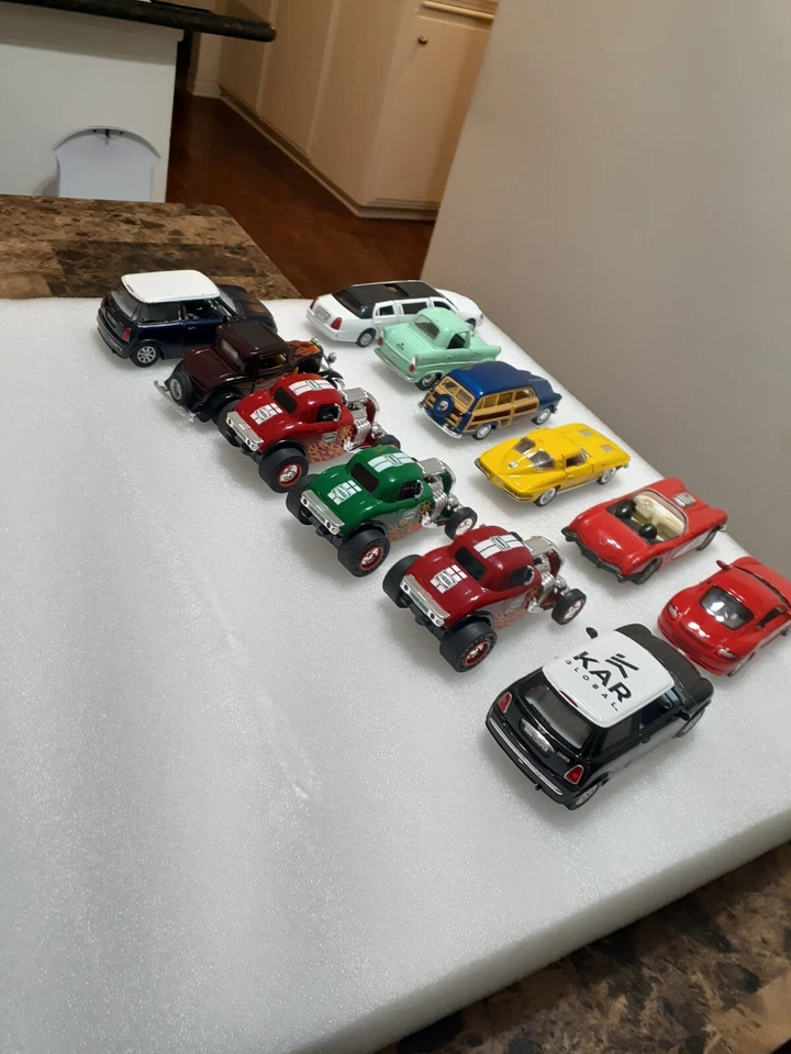 1 LOT OF 12 MIX LITTLE CARS COLLECTION GOOD FOR DAD HOBBIES OR GARAGE DISPLAY - Image 3 of 4