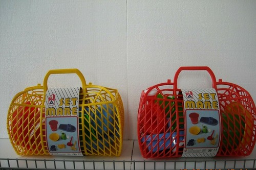 BORSA TRAFORATA PIENA DI TANTI GIOCATTOLI PER IL MARE | eBay
