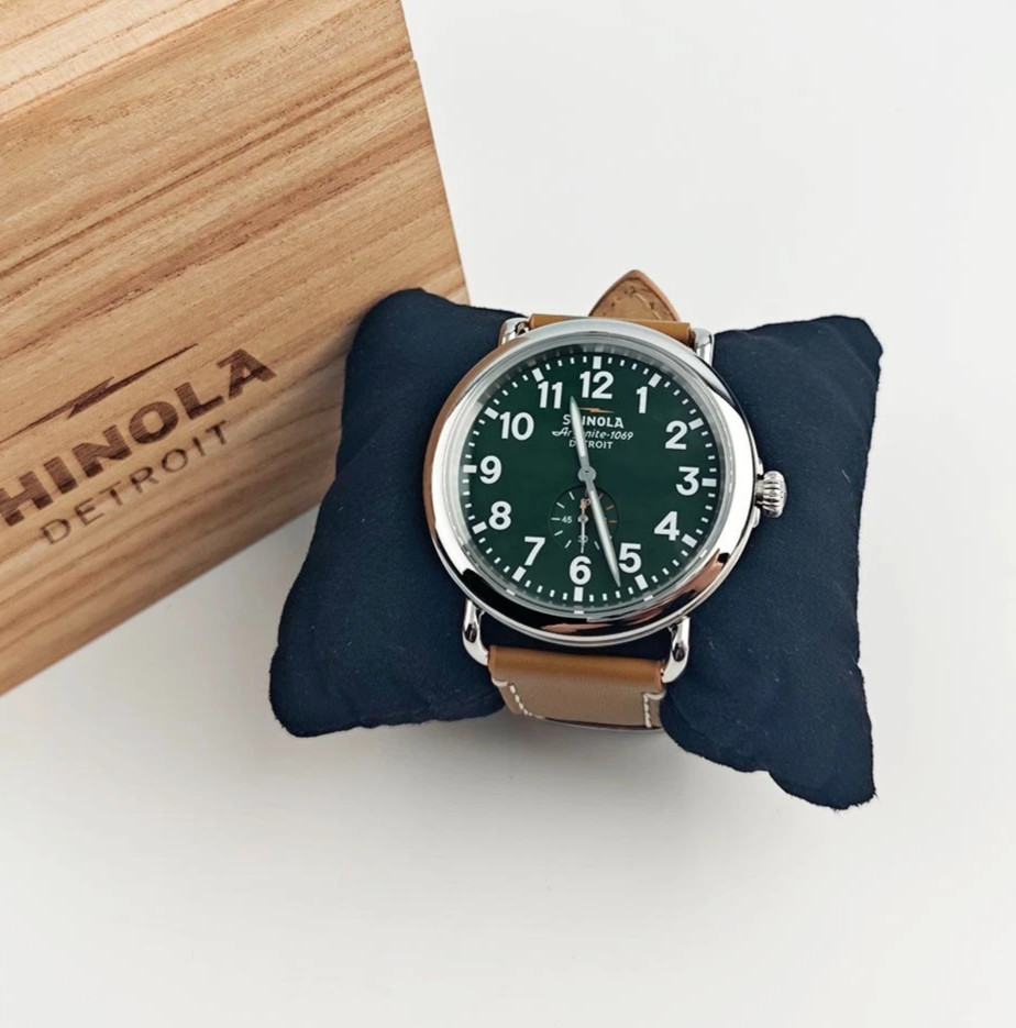 Наручные часы Shinola The Runwell 47mm
