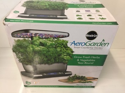 Miracle-Gro AeroGarden Harvest Plus LED 6-Pod Indoor Hydroponic Garden 901065-12